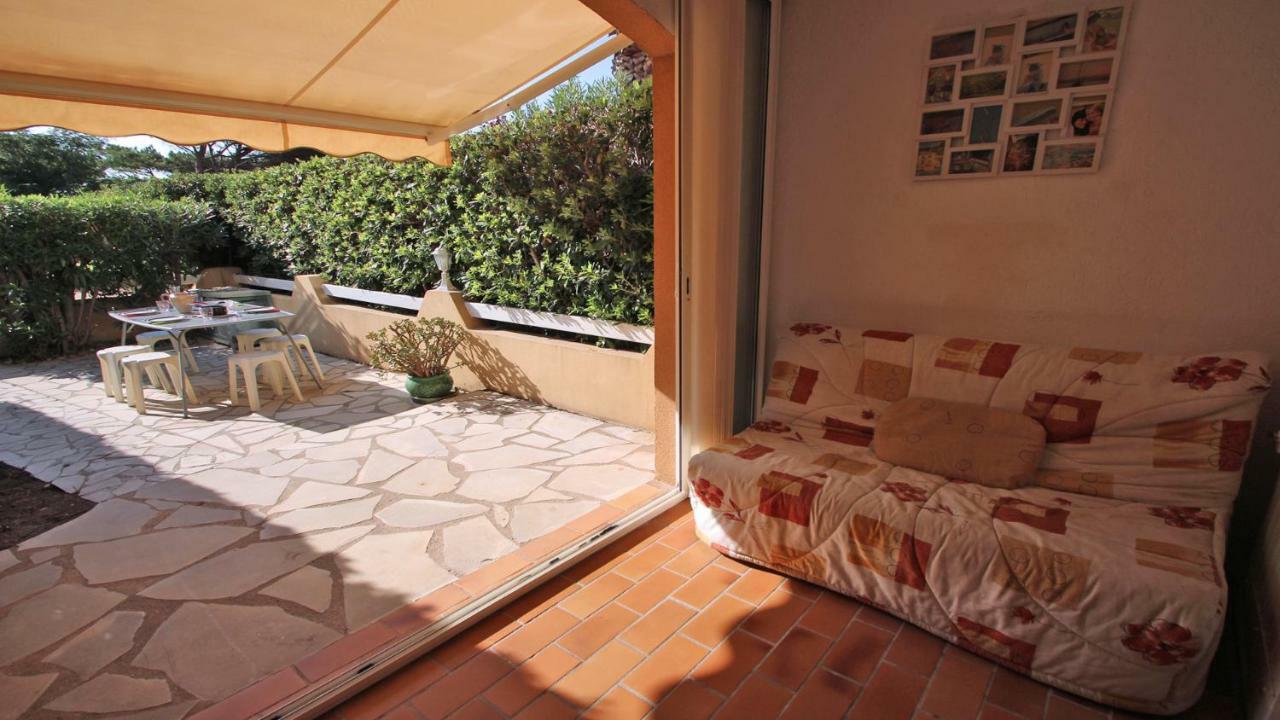 Boucanniers Sainte-Maxime Luaran gambar